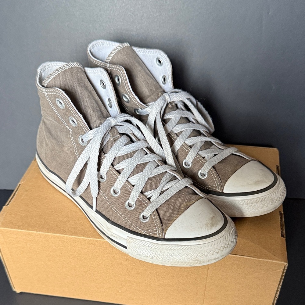 Converse High-Top Gray Sneakers